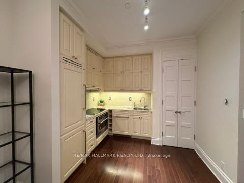 Photo 4 of Unit 308, 22 Leader Lane, Toronto, Church-Yonge Corridor — HOMEH