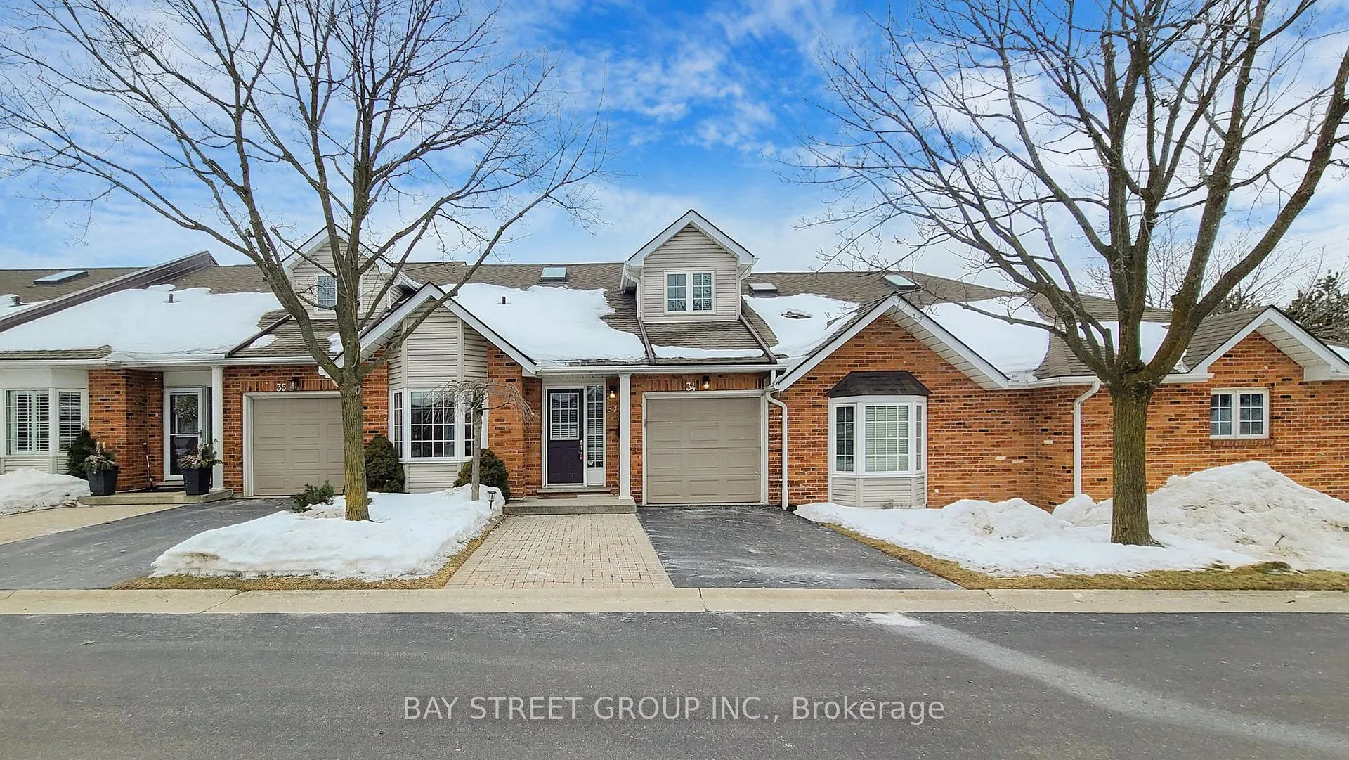 Photo 1 of Unit 34, 810 Golf Links Road, Hamilton, Meadowlands — HOMEH
