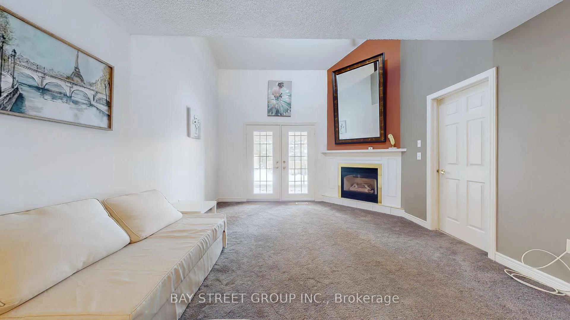 Photo 4 of Unit 34, 810 Golf Links Road, Hamilton, Meadowlands — HOMEH