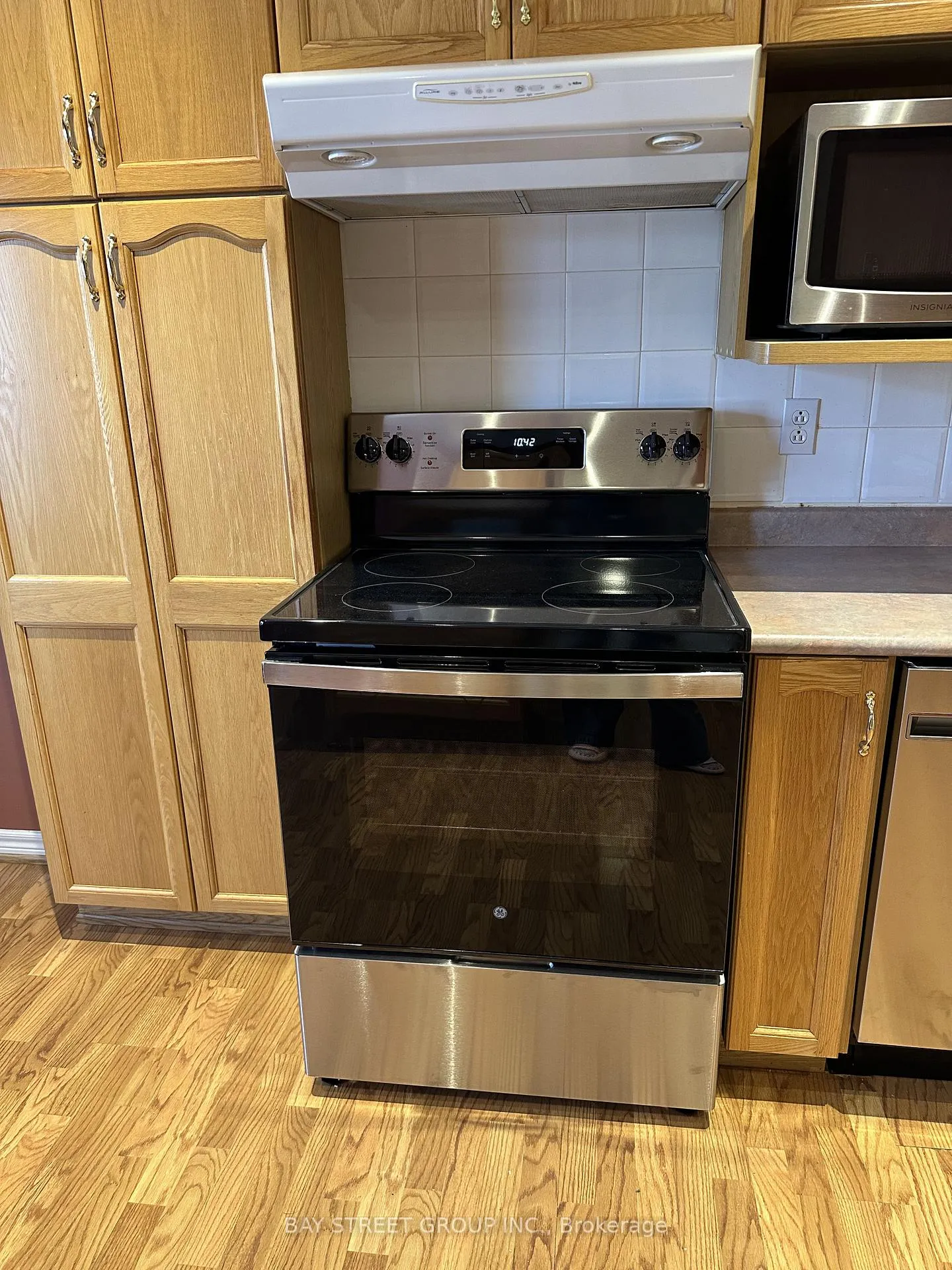 Photo 12 of Unit 34, 810 Golf Links Road, Hamilton, Meadowlands — HOMEH