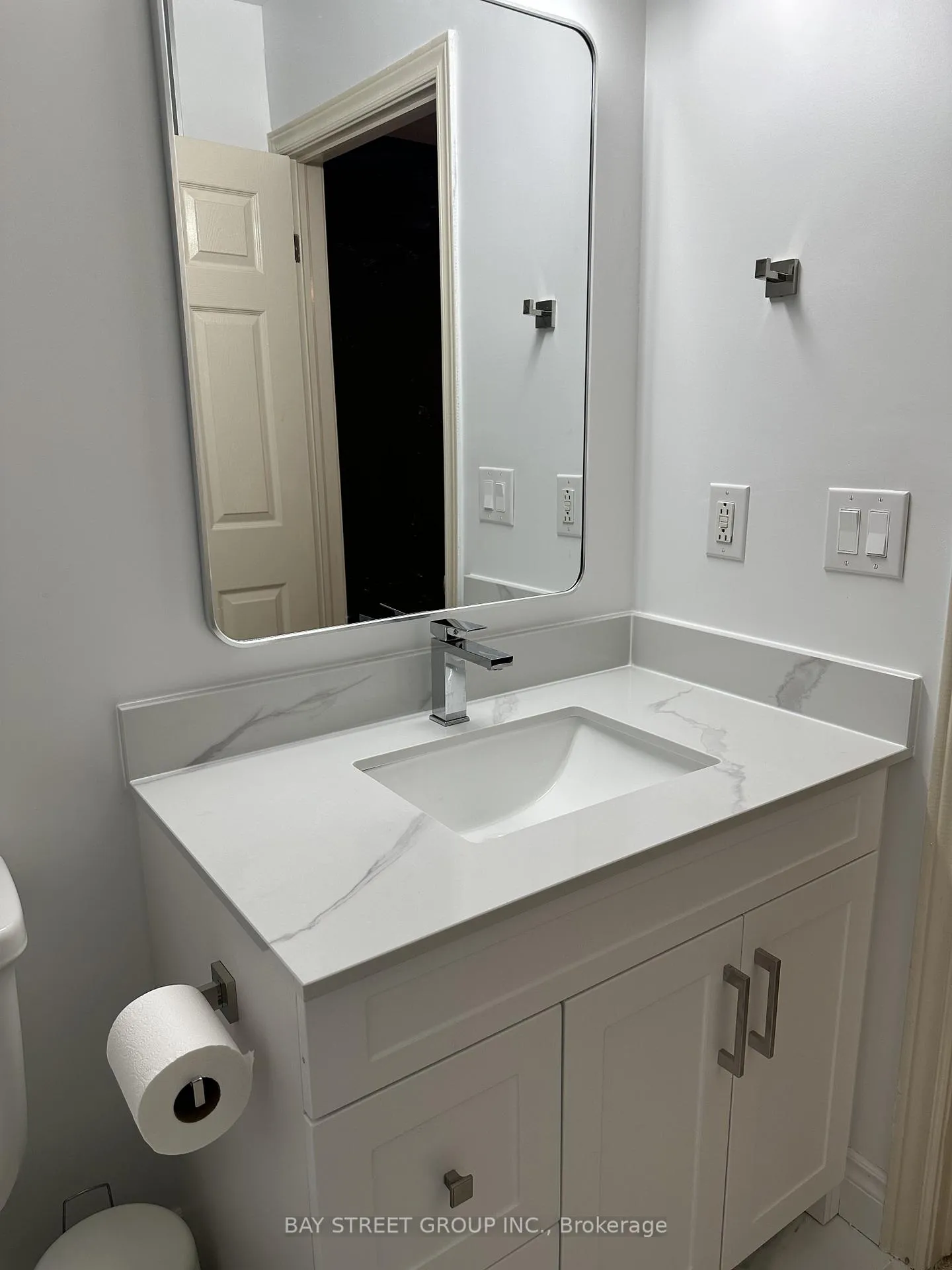Photo 19 of Unit 34, 810 Golf Links Road, Hamilton, Meadowlands — HOMEH
