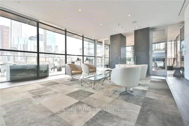 Photo 13 of Unit 2701, 290 Adelaide Street, Toronto, Waterfront Communities — HOMEH