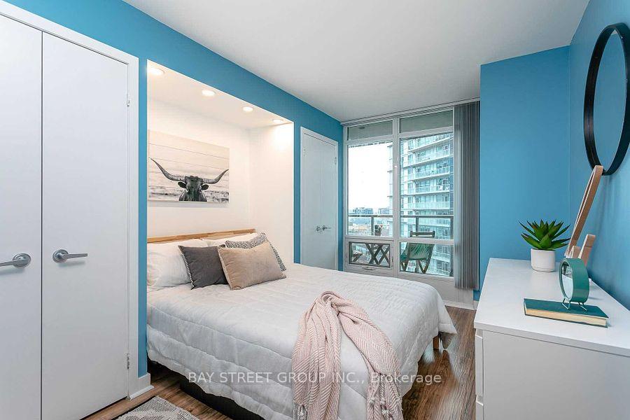 Photo 13 of Unit 2210, 361 Front Street, Toronto, Waterfront Communities — HOMEH