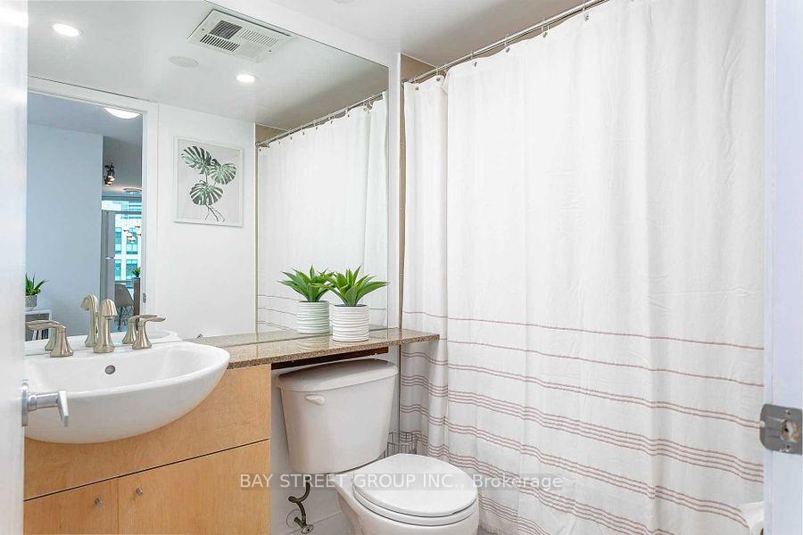Photo 37 of Unit 2210, 361 Front Street, Toronto, Waterfront Communities — HOMEH