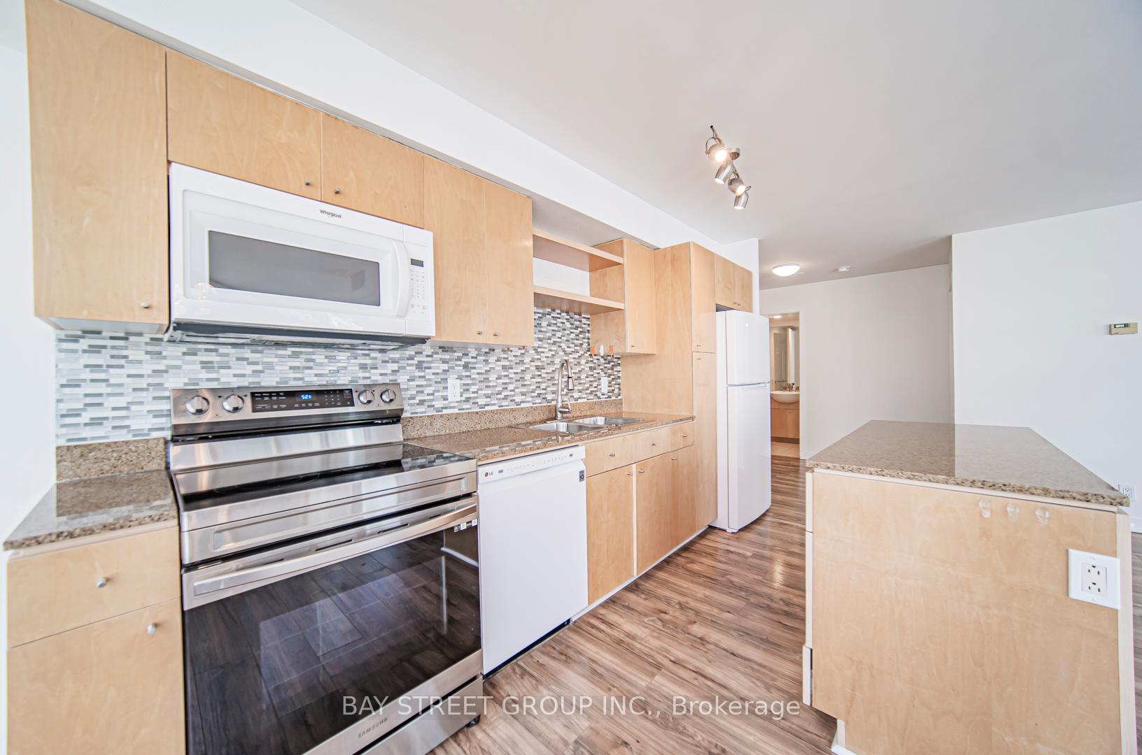 Photo 51 of Unit 2210, 361 Front Street, Toronto, Waterfront Communities — HOMEH
