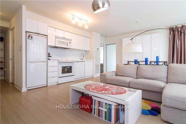 Photo 10 of Unit 1032, 15 Iceboat Terrace, Toronto, Waterfront Communities — HOMEH