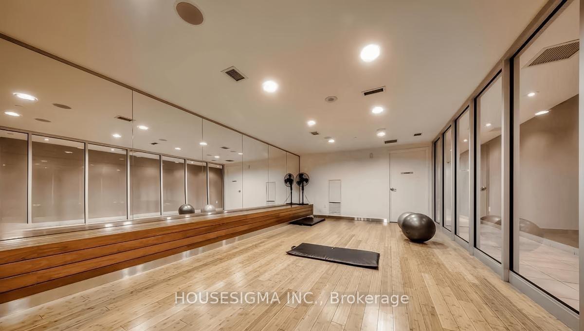 Photo 15 of Unit 1032, 15 Iceboat Terrace, Toronto, Waterfront Communities — HOMEH