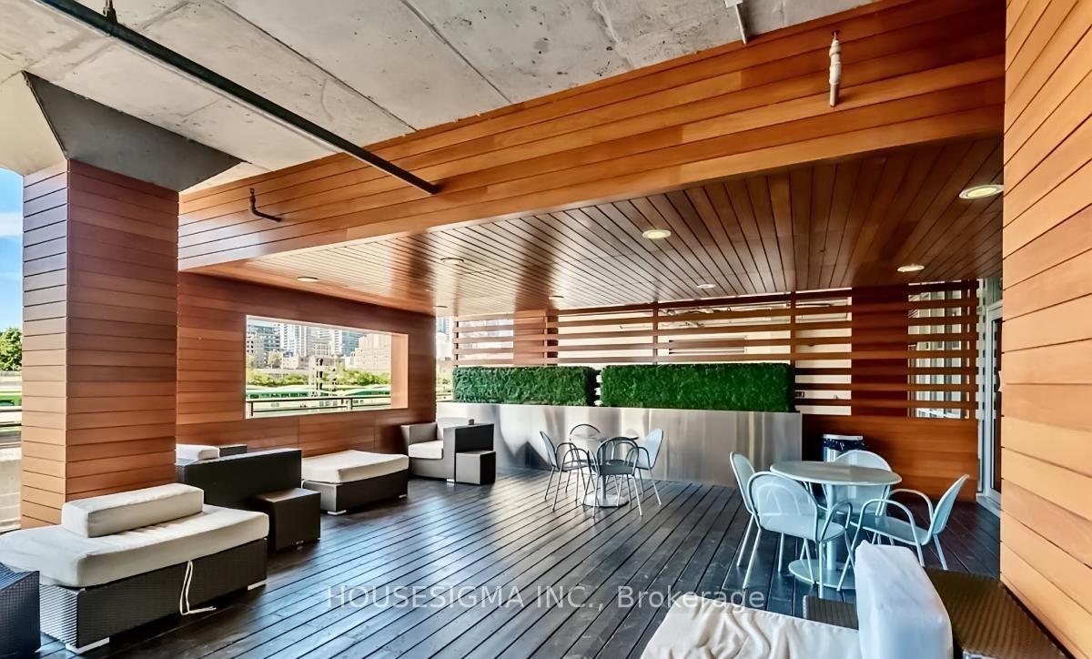 Photo 16 of Unit 1032, 15 Iceboat Terrace, Toronto, Waterfront Communities — HOMEH