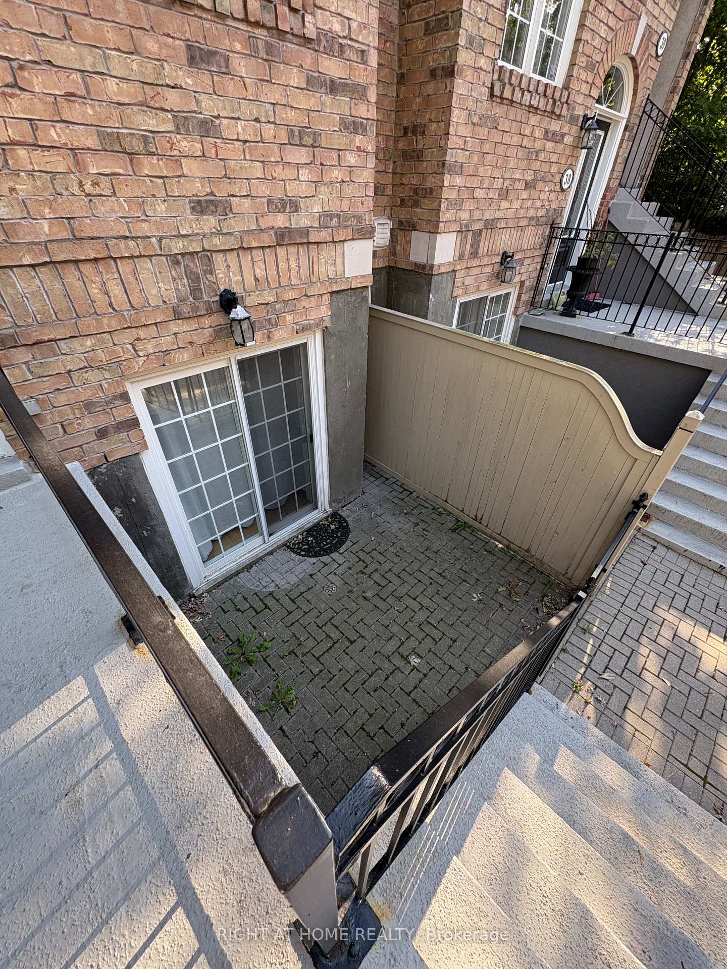 Photo 55 of Unit 36, 32 Rusholme Park Crescent, Toronto, Little Portugal — HOMEH