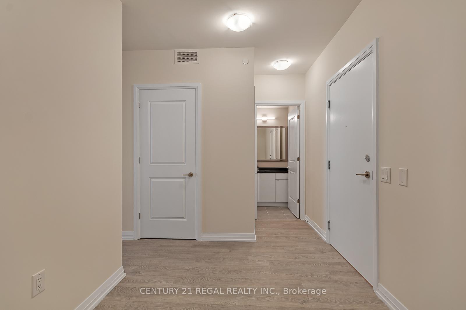 Photo 4 of Unit 407, 50 Thomas Riley Road, Etobicoke, Islington-City Centre West — HOMEH