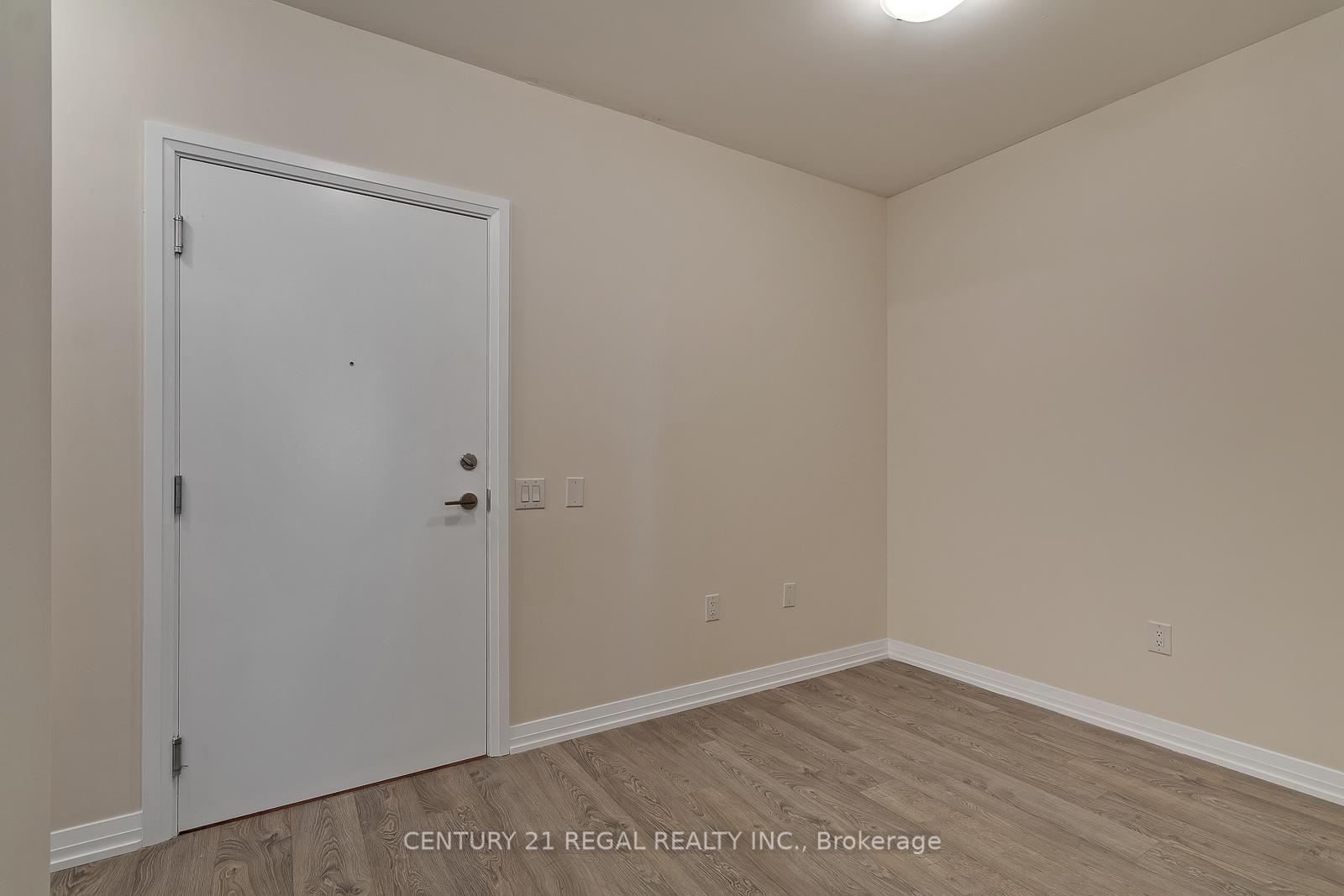 Photo 5 of Unit 407, 50 Thomas Riley Road, Etobicoke, Islington-City Centre West — HOMEH