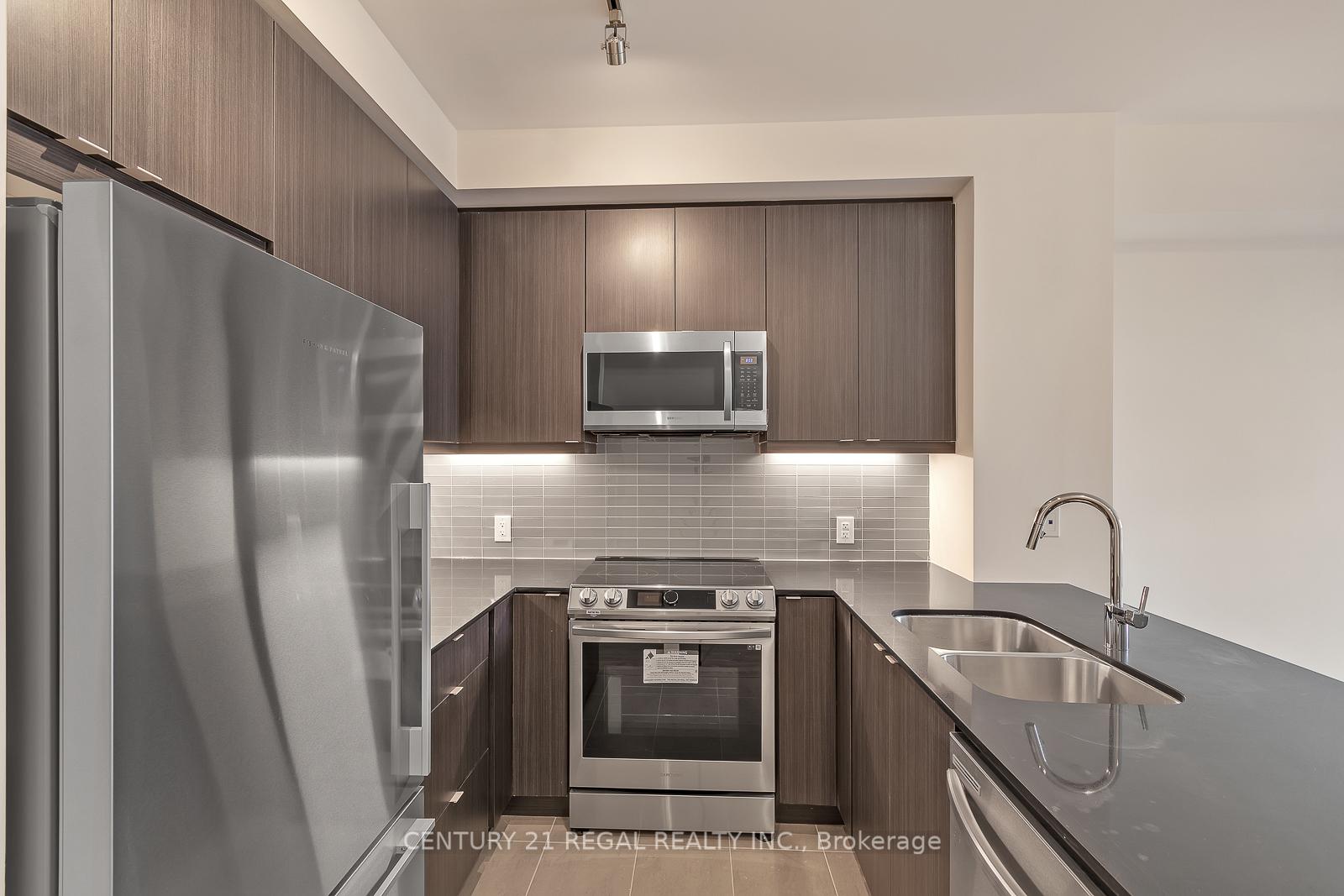 Photo 10 of Unit 407, 50 Thomas Riley Road, Etobicoke, Islington-City Centre West — HOMEH