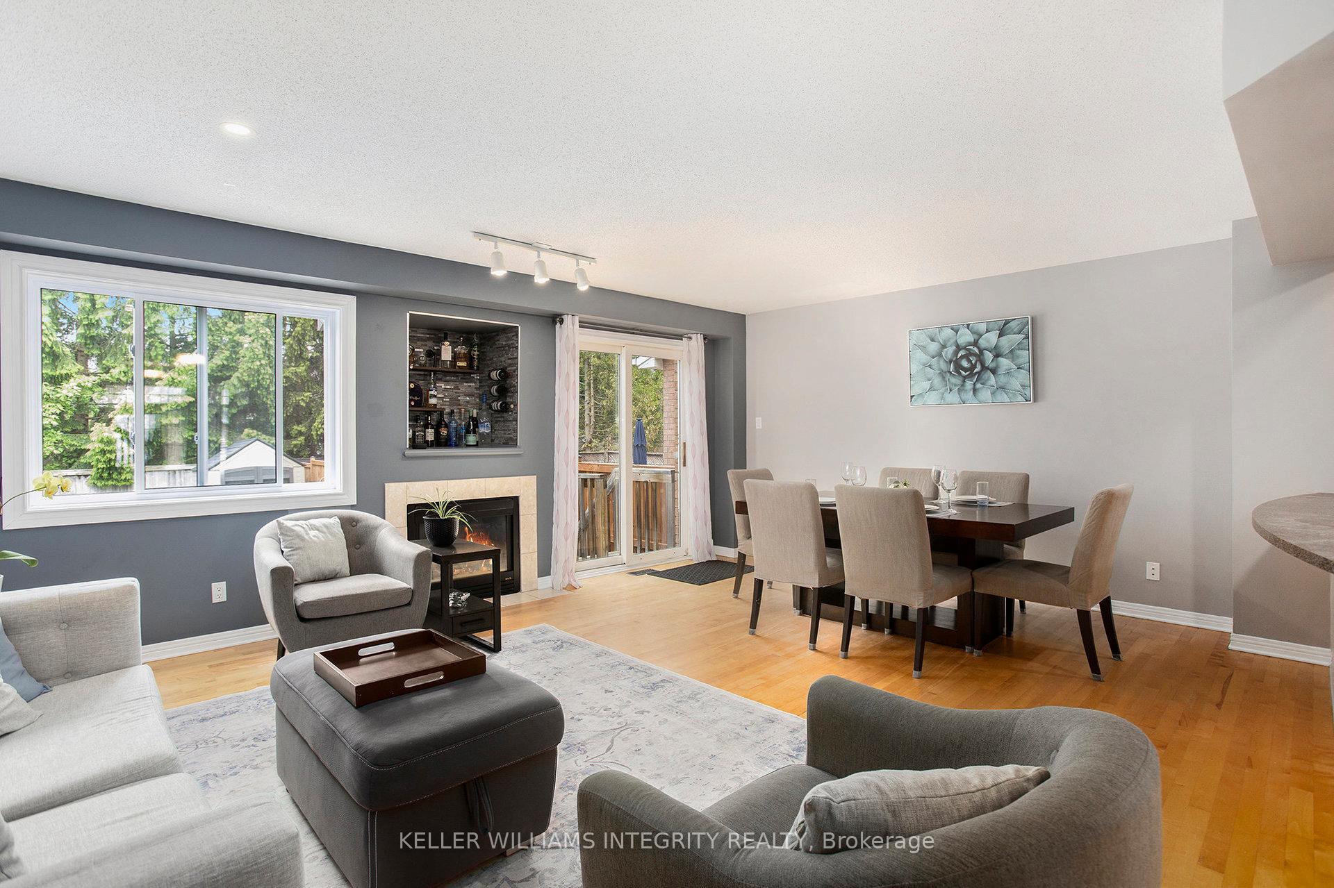 Photo 3 of 532 Wild Shore Crescent, Ottawa, Riverside South/Gloucester Glen — HOMEH