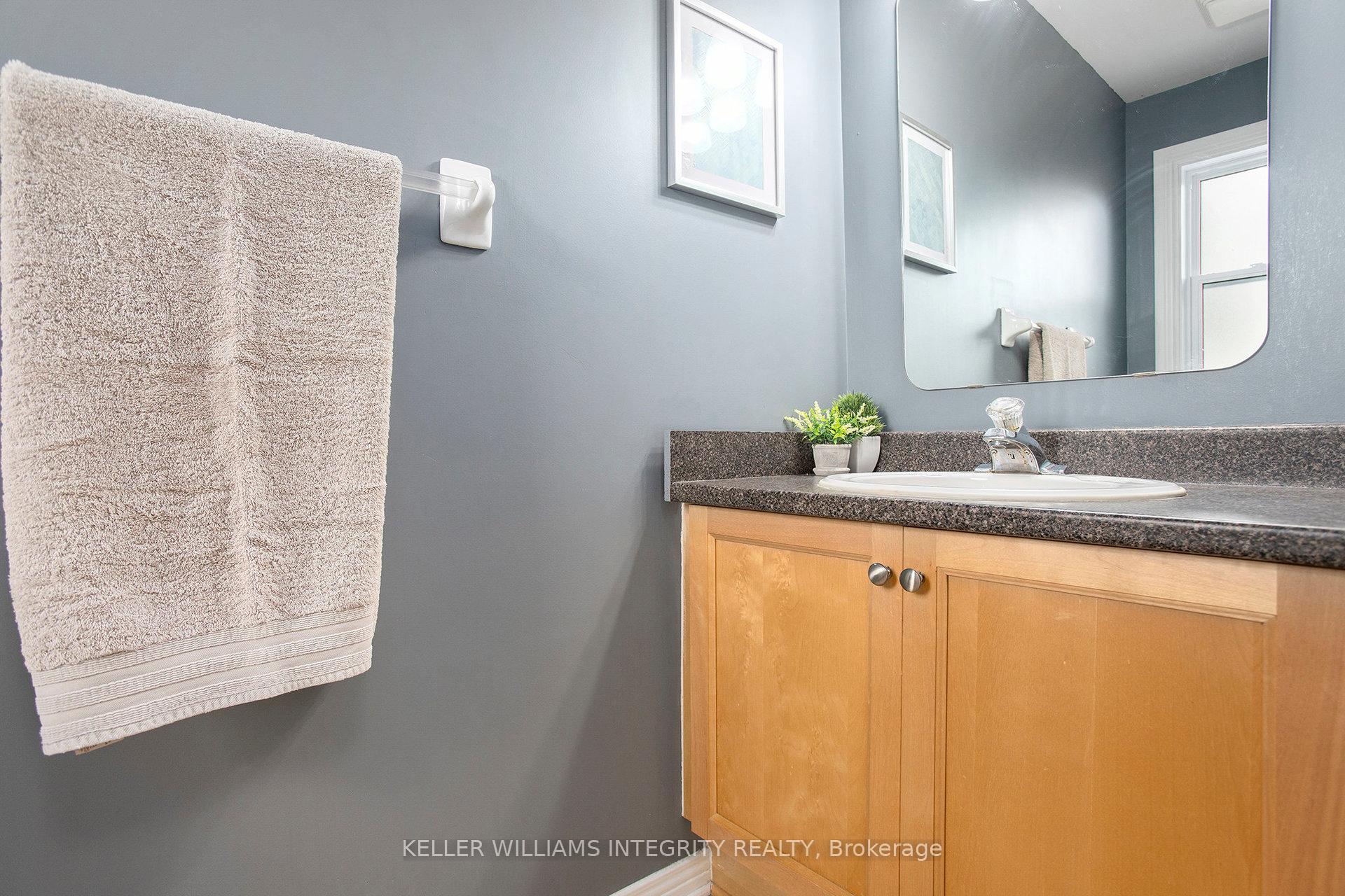 Photo 11 of 532 Wild Shore Crescent, Ottawa, Riverside South/Gloucester Glen — HOMEH