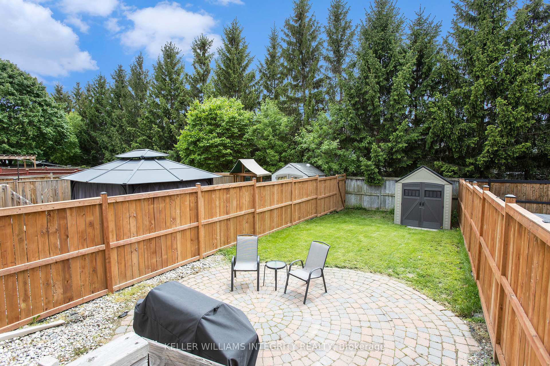 Photo 24 of 532 Wild Shore Crescent, Ottawa, Riverside South/Gloucester Glen — HOMEH