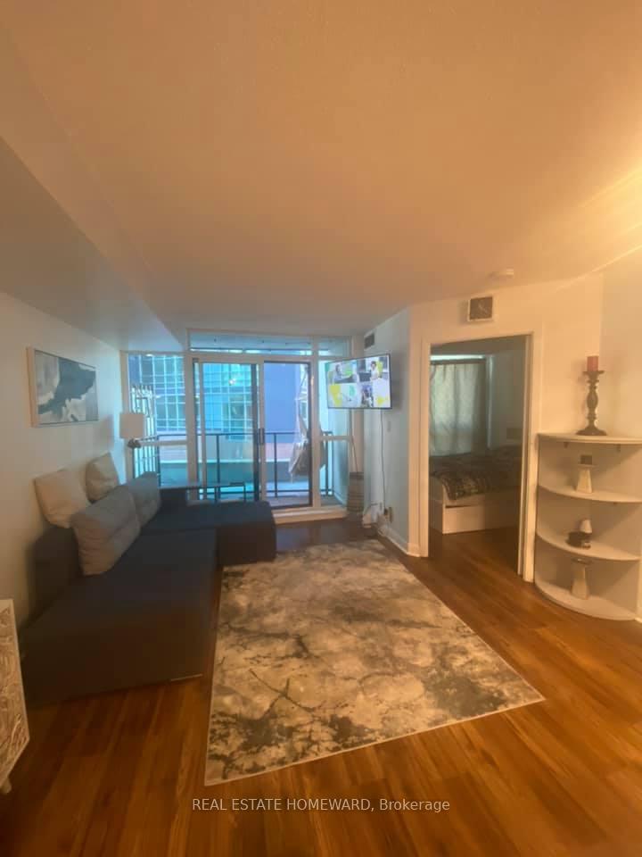 Photo 4 of Unit 201, 600 Fleet Street, Toronto, Niagara — HOMEH
