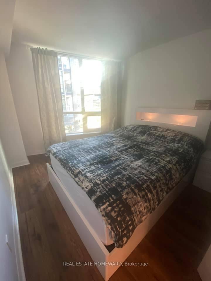 Photo 6 of Unit 201, 600 Fleet Street, Toronto, Niagara — HOMEH