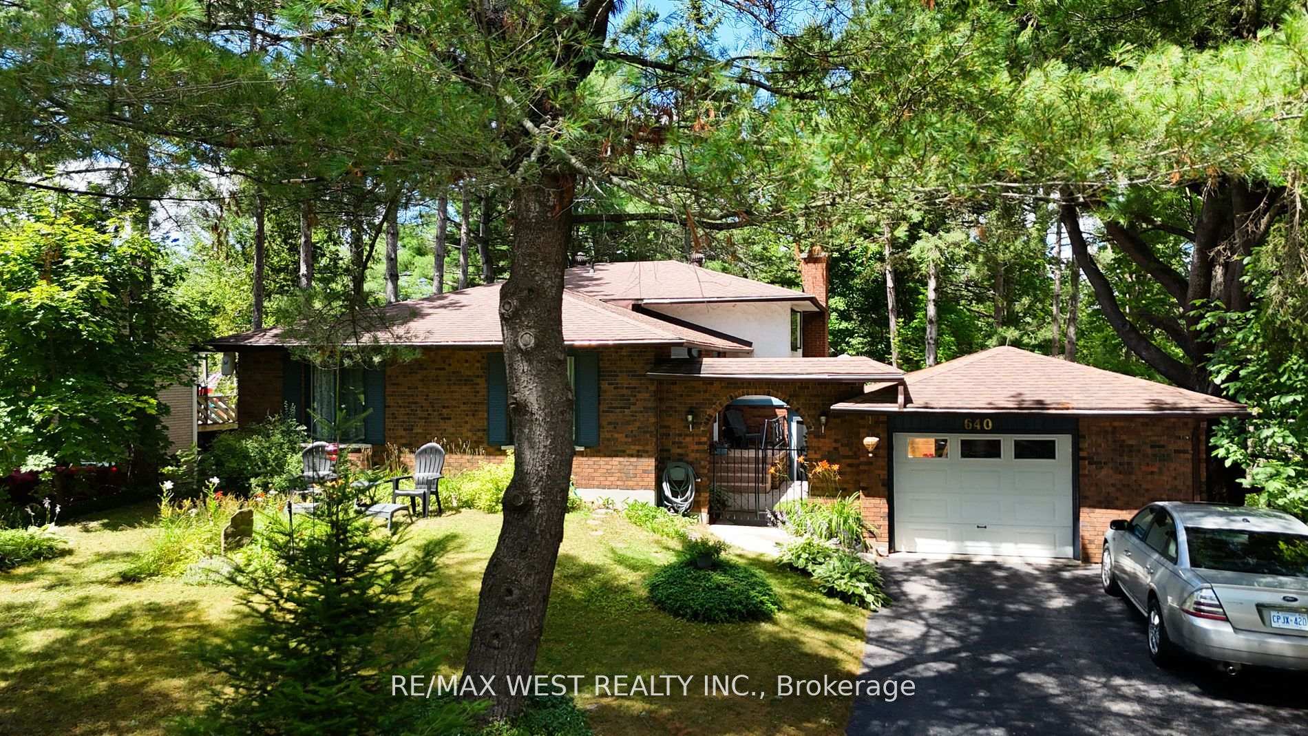 Photo 1 of 640 David Street, Gravenhurst, Muskoka (S) — HOMEH