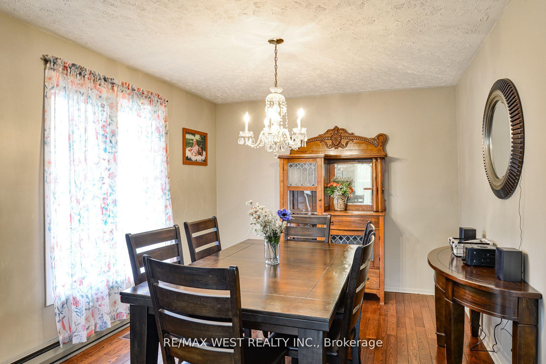 Photo 6 of 640 David Street, Gravenhurst, Muskoka (S) — HOMEH