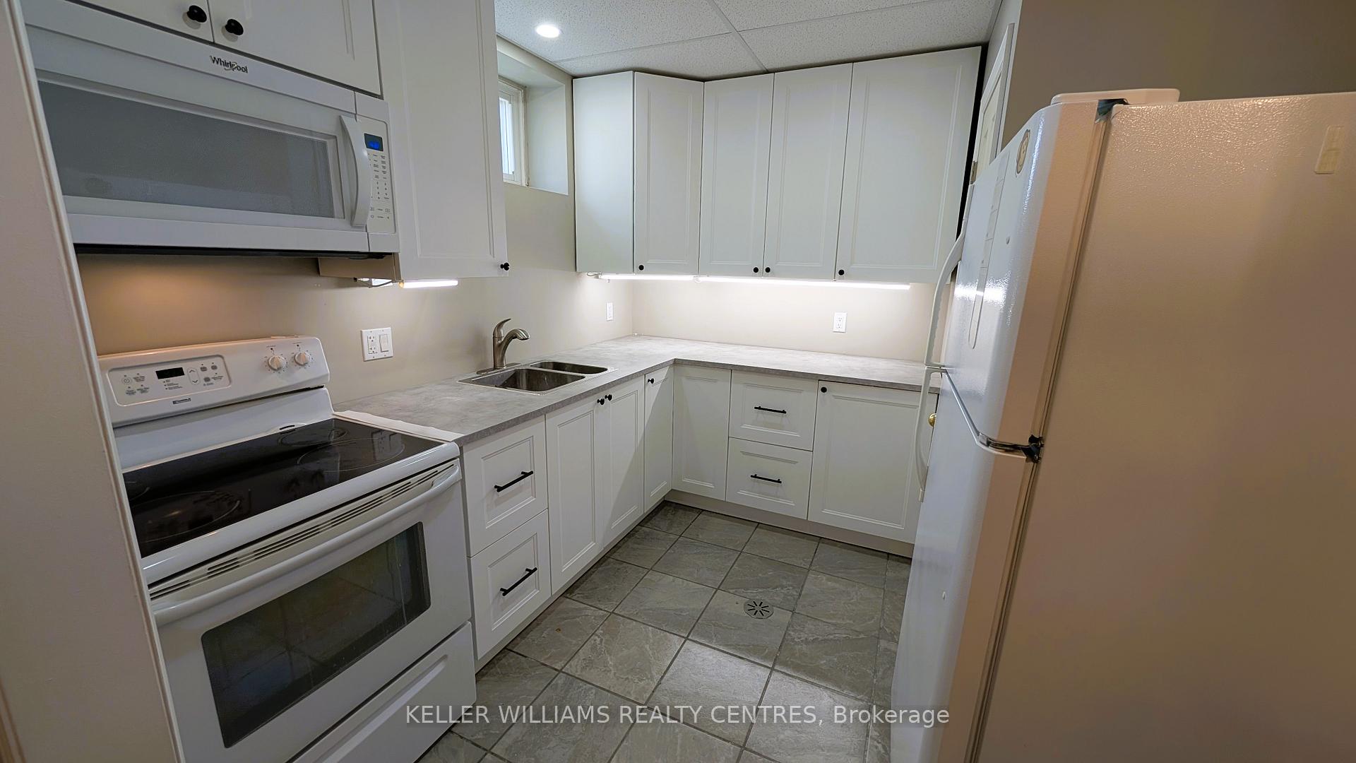 Photo 8 of Unit LOWER, 96 Carrick Avenue, Georgina, Keswick North — HOMEH