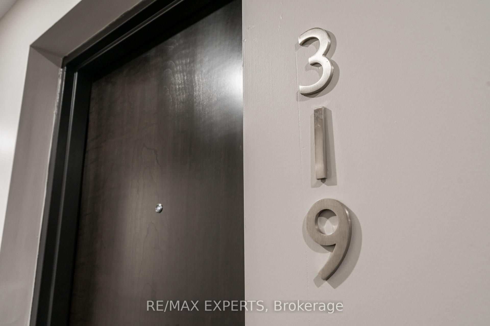 Photo 2 of Unit 319, 430 Essa Road, Barrie, Holly — HOMEH