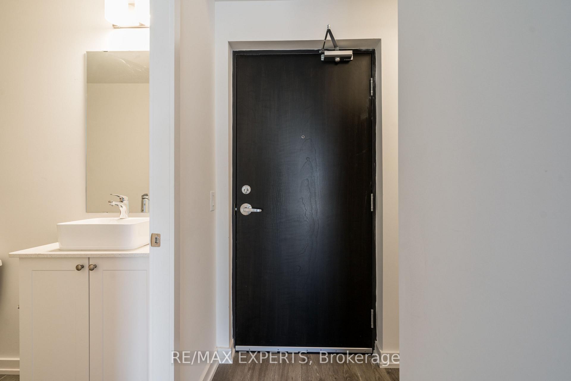 Photo 5 of Unit 319, 430 Essa Road, Barrie, Holly — HOMEH