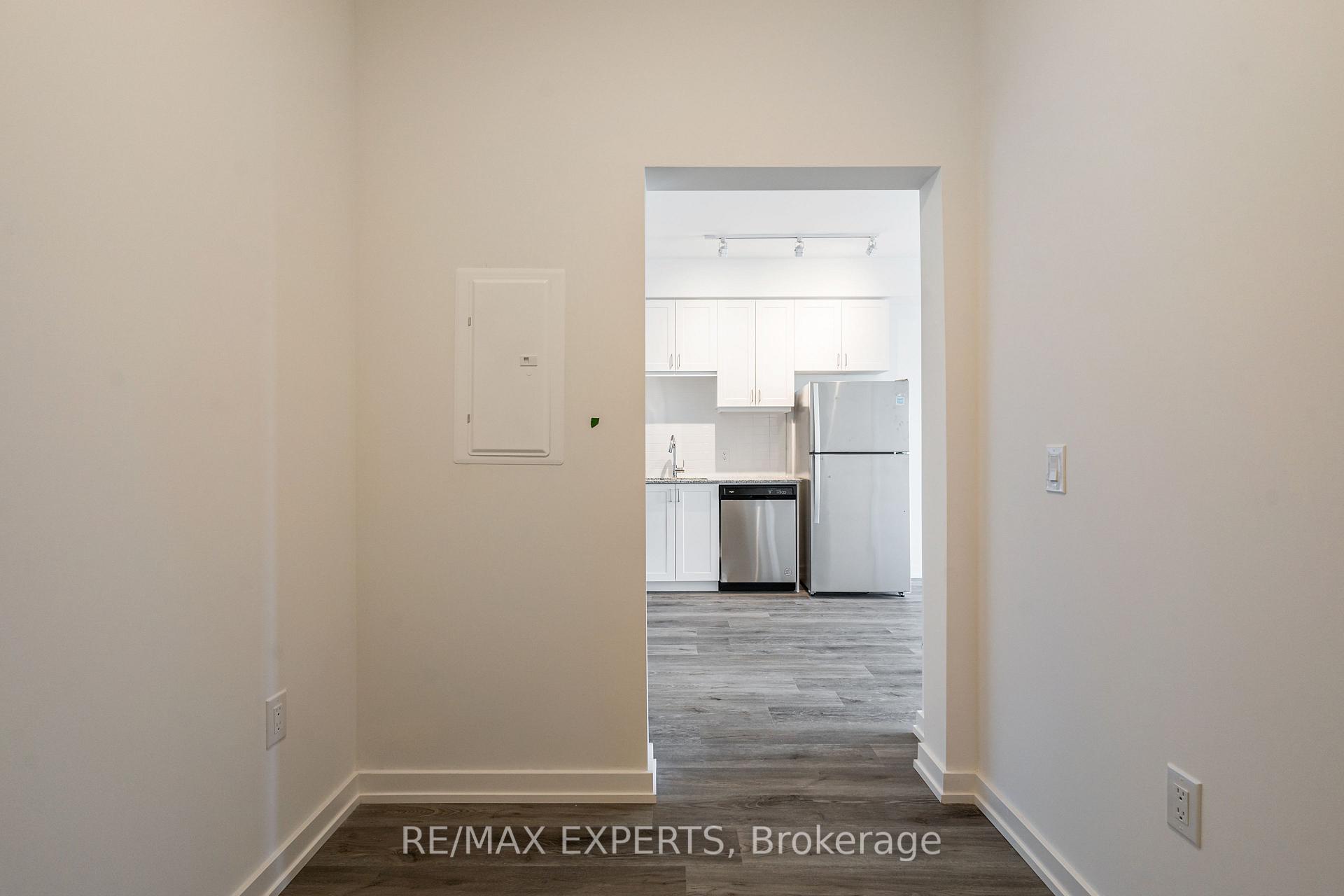 Photo 12 of Unit 319, 430 Essa Road, Barrie, Holly — HOMEH