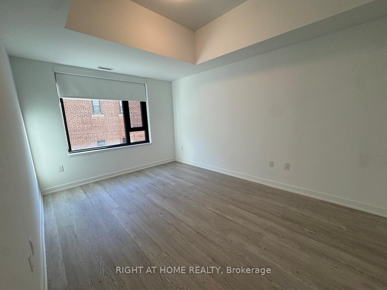 Photo 11 of Unit 201, 3 Strathgowan Avenue, Toronto, Lawrence Park South — HOMEH