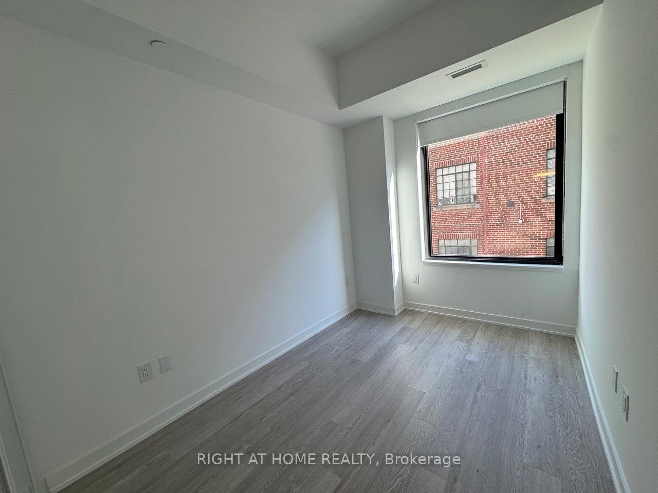 Photo 16 of Unit 201, 3 Strathgowan Avenue, Toronto, Lawrence Park South — HOMEH