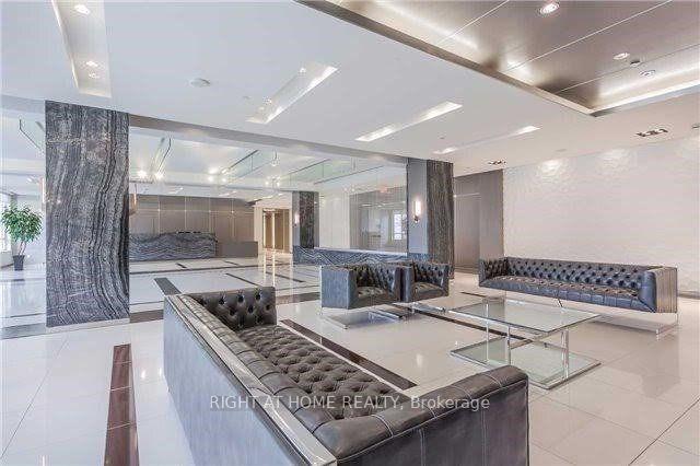 Photo 2 of Unit 716, 7167 Yonge Street, Markham, Thornhill — HOMEH