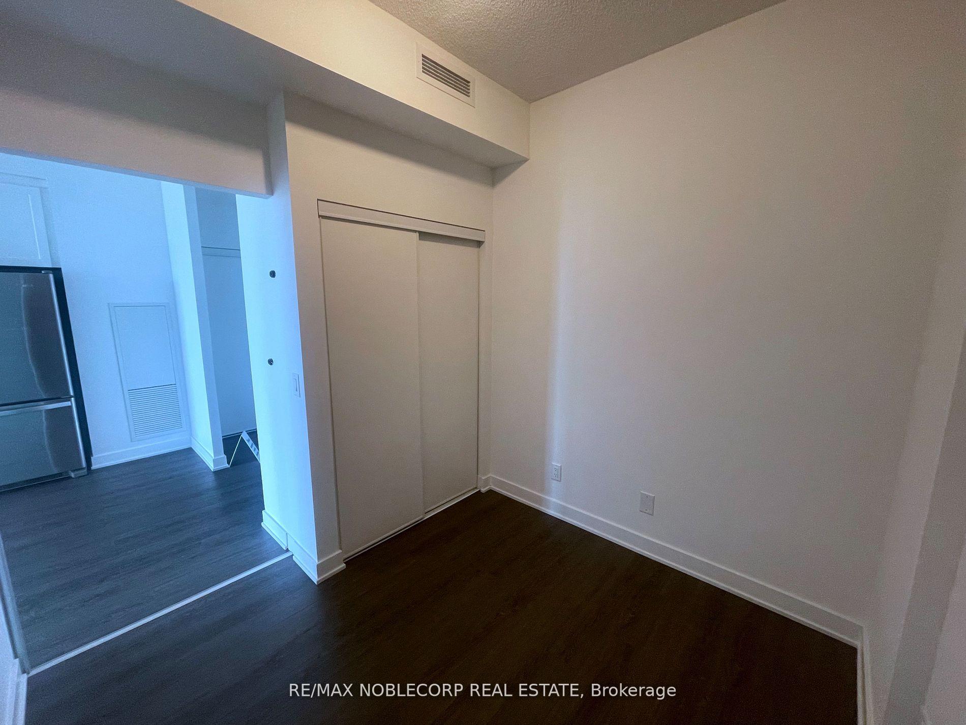 Photo 8 of Unit 316, 681 Yonge Street, Barrie, Painswick South — HOMEH