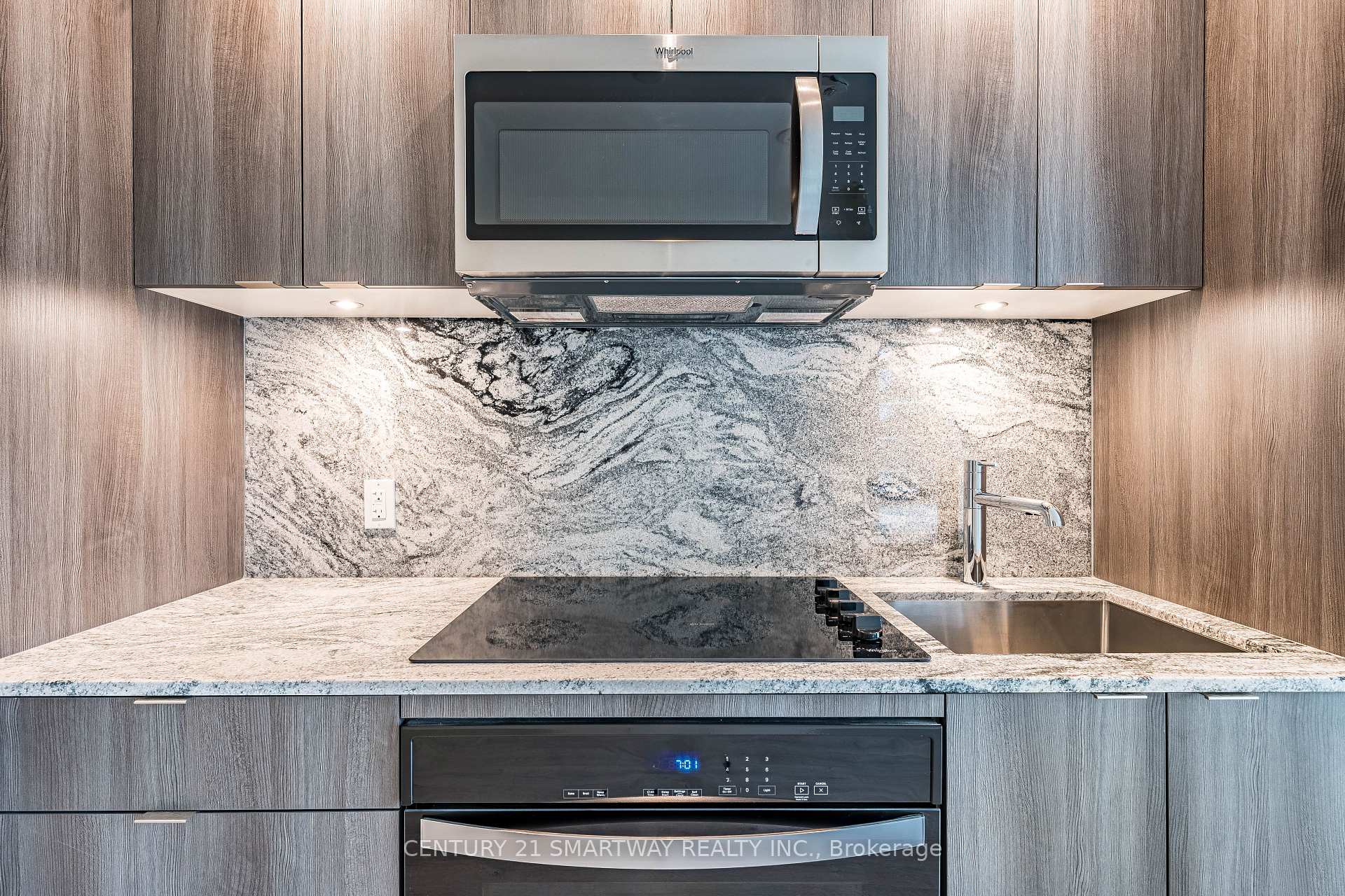 Photo 13 of Unit 304, 60 Central Park Roadway, Etobicoke, Islington-City Centre West — HOMEH