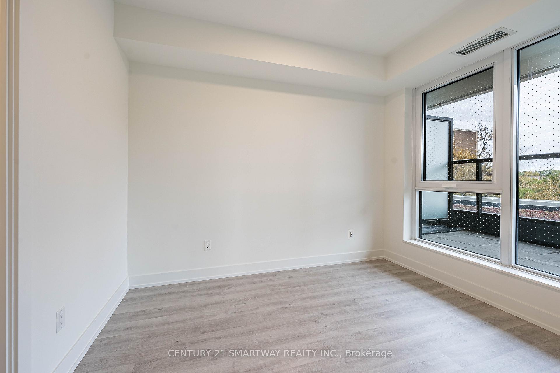 Photo 18 of Unit 304, 60 Central Park Roadway, Etobicoke, Islington-City Centre West — HOMEH