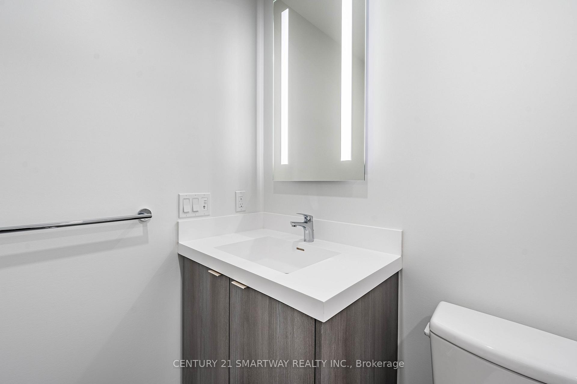 Photo 24 of Unit 304, 60 Central Park Roadway, Etobicoke, Islington-City Centre West — HOMEH
