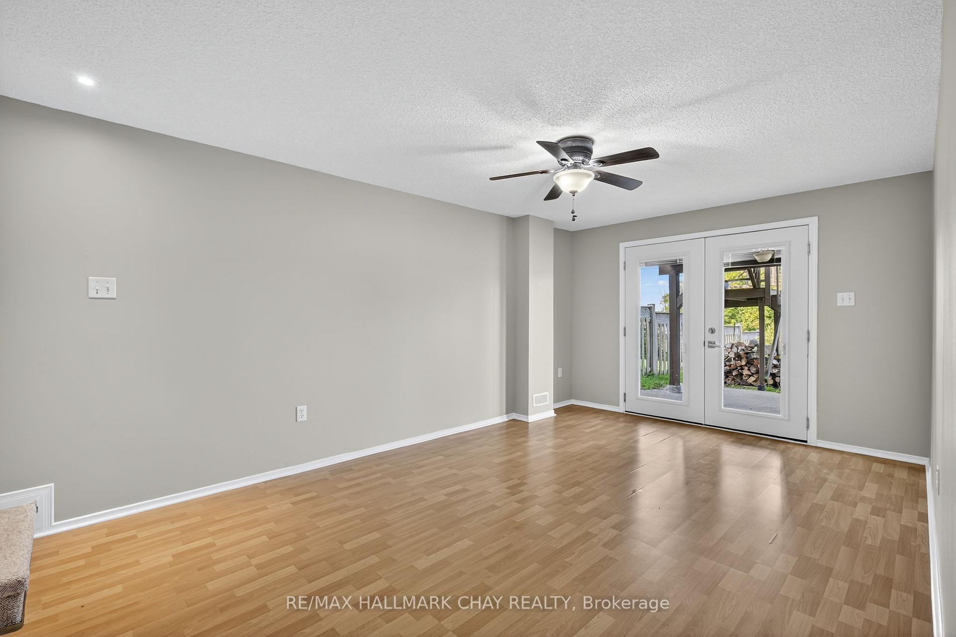 Photo 6 of Unit Lower, 82 Sundew Drive, Barrie, Holly — HOMEH