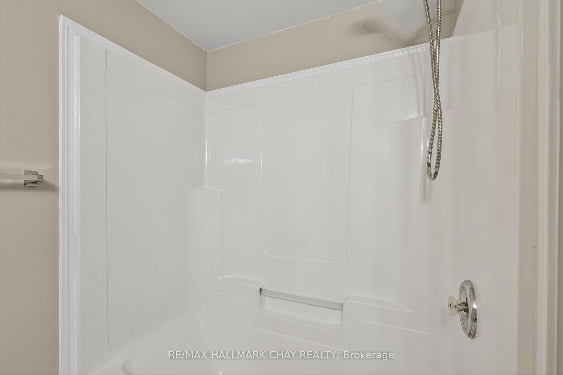 Photo 9 of Unit Lower, 82 Sundew Drive, Barrie, Holly — HOMEH