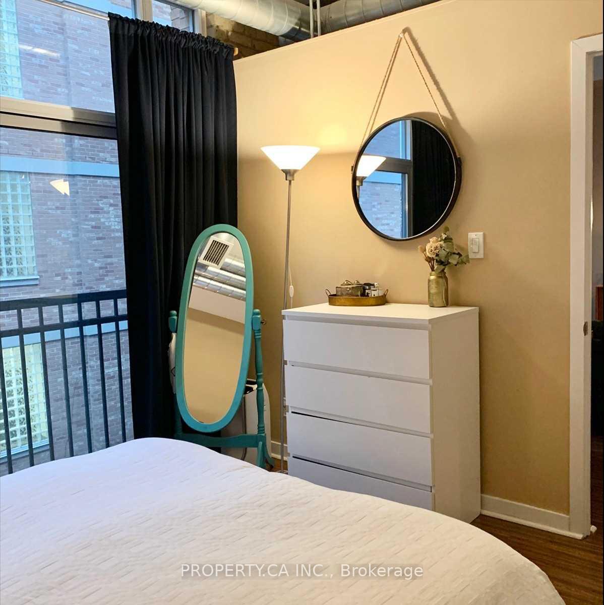 Photo 8 of Unit 427, 955 Queen Street W, Toronto, Niagara — HOMEH
