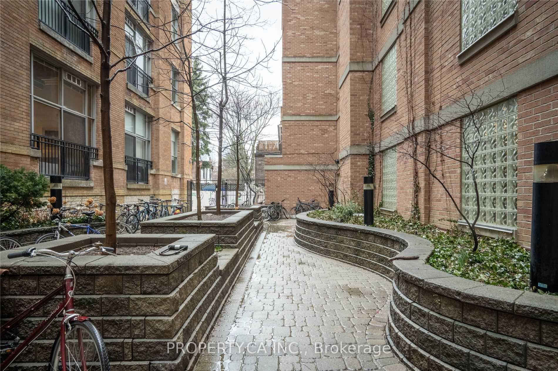 Photo 12 of Unit 427, 955 Queen Street W, Toronto, Niagara — HOMEH