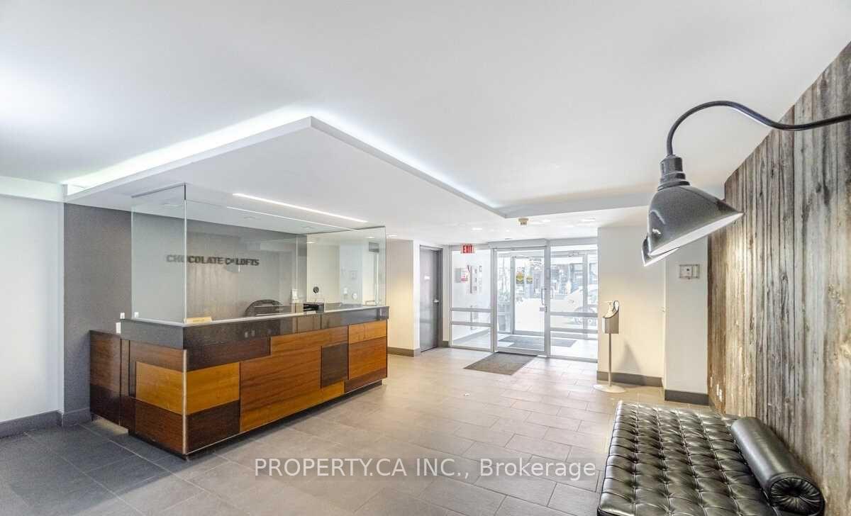 Photo 16 of Unit 427, 955 Queen Street W, Toronto, Niagara — HOMEH