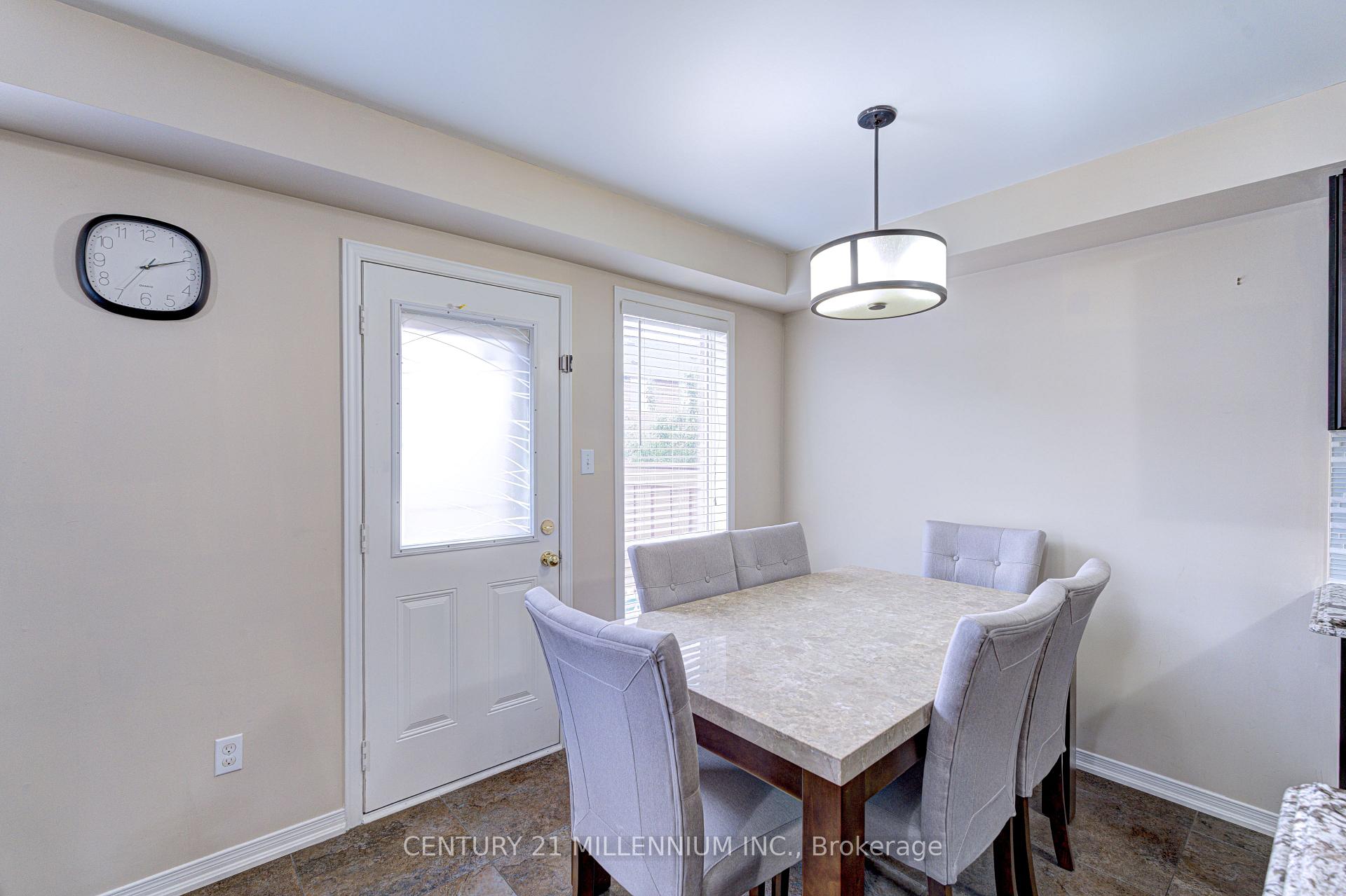 Photo 18 of 13 Coolwater Drive, Brampton, Sandringham-Wellington — HOMEH