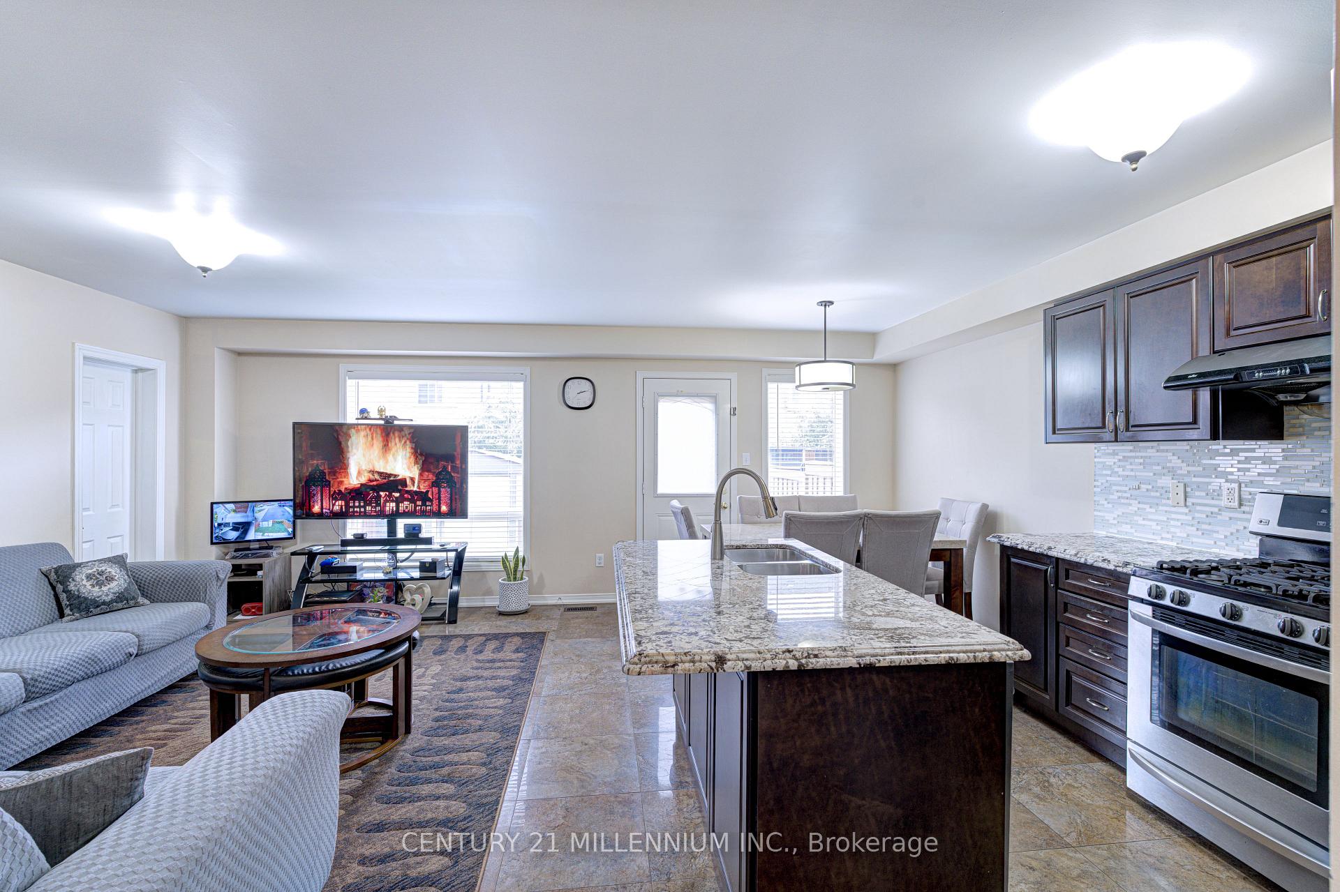 Photo 20 of 13 Coolwater Drive, Brampton, Sandringham-Wellington — HOMEH