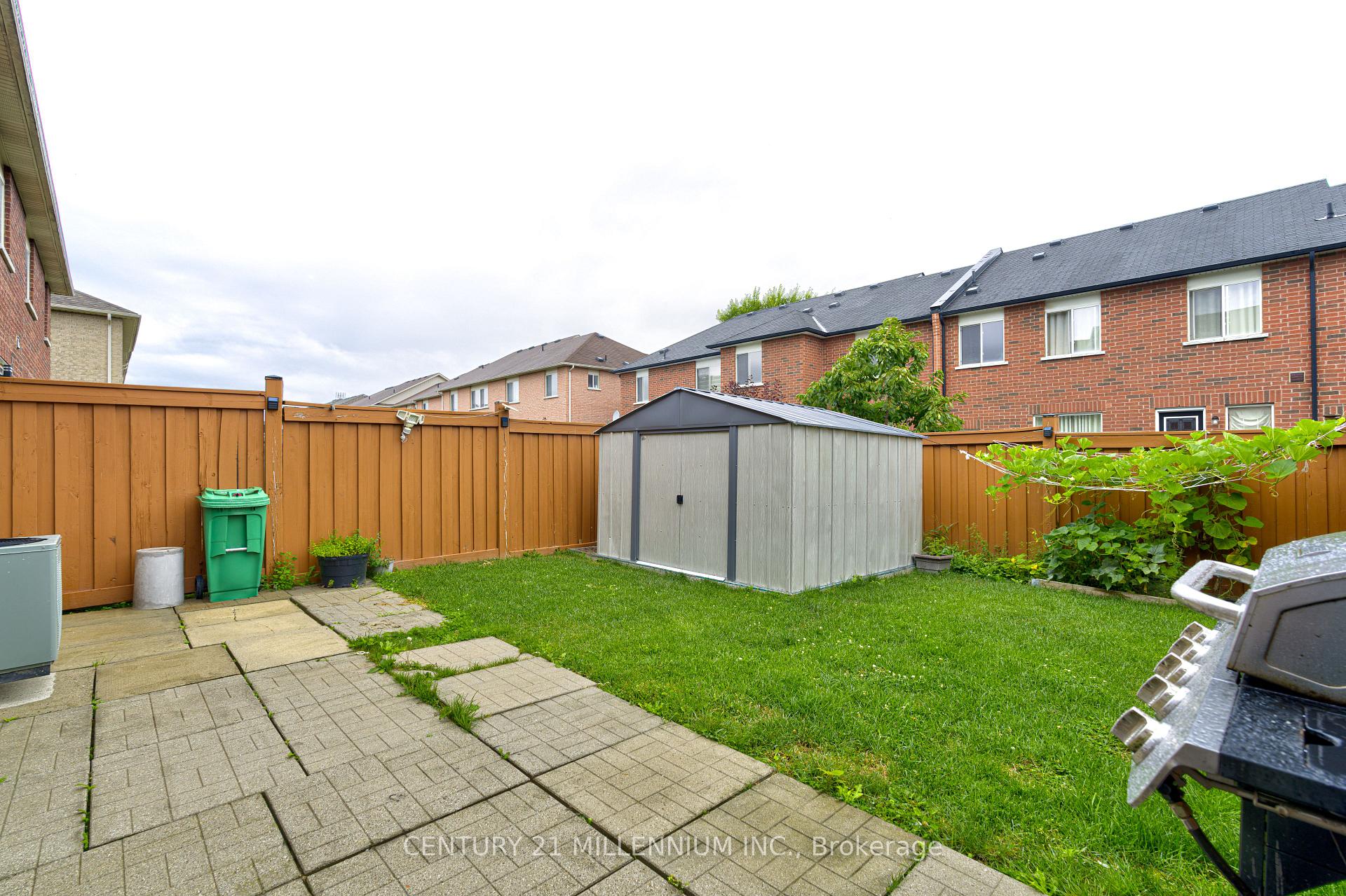 Photo 39 of 13 Coolwater Drive, Brampton, Sandringham-Wellington — HOMEH