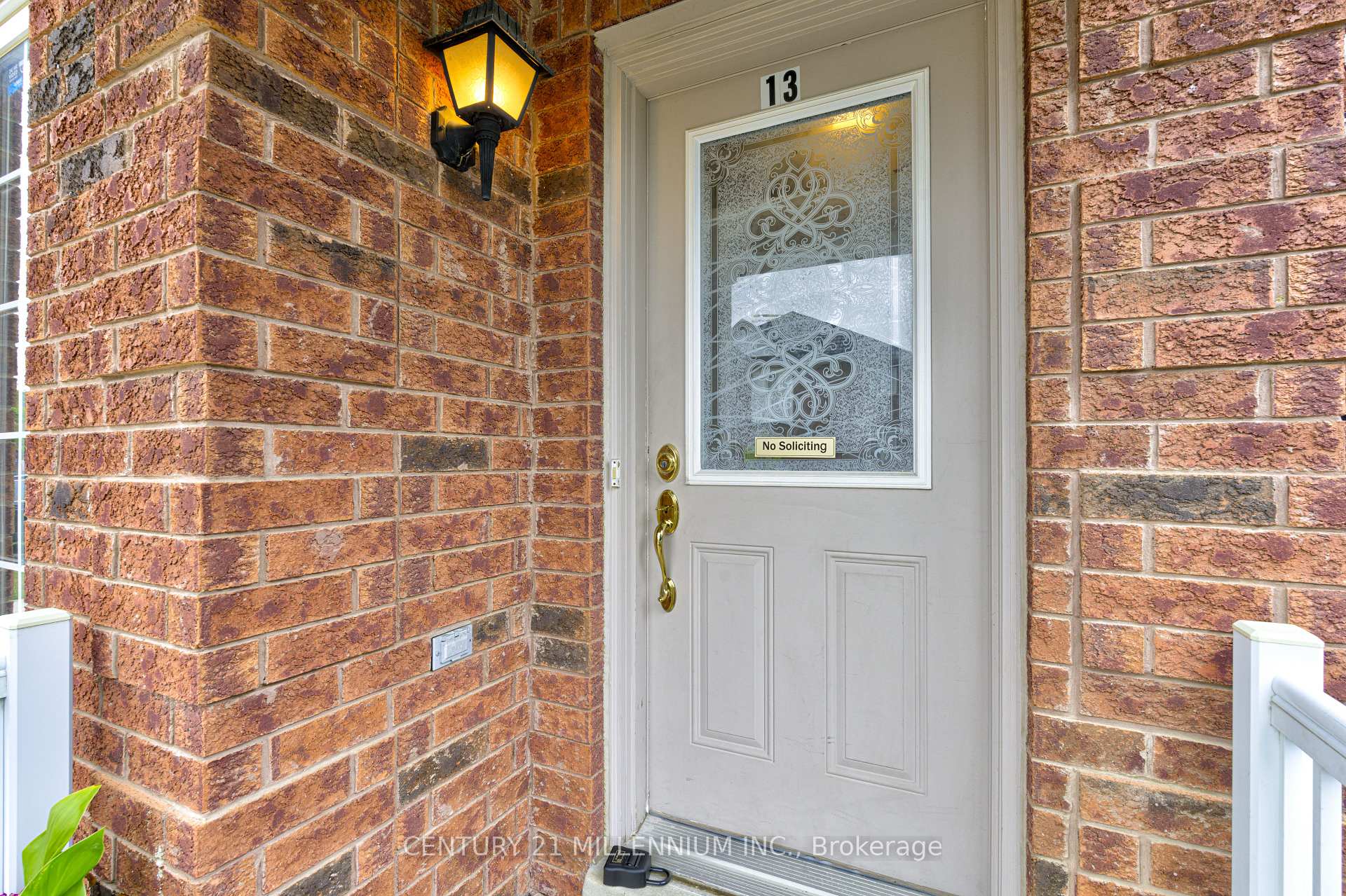 Photo 47 of 13 Coolwater Drive, Brampton, Sandringham-Wellington — HOMEH