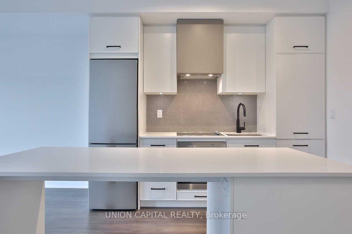 Photo 7 of Unit 304, 899 Queen Street E, Toronto, South Riverdale — HOMEH