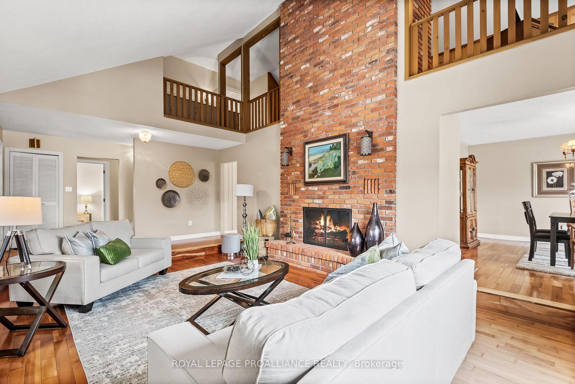 Photo 12 of 2 Lakeview Heights, Brighton — HOMEH