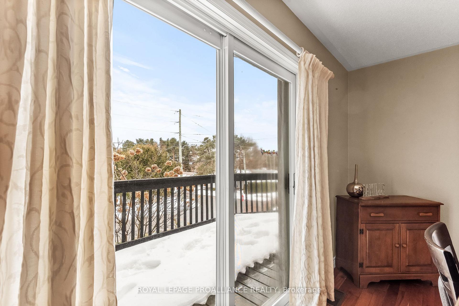 Photo 16 of 2 Lakeview Heights, Brighton — HOMEH
