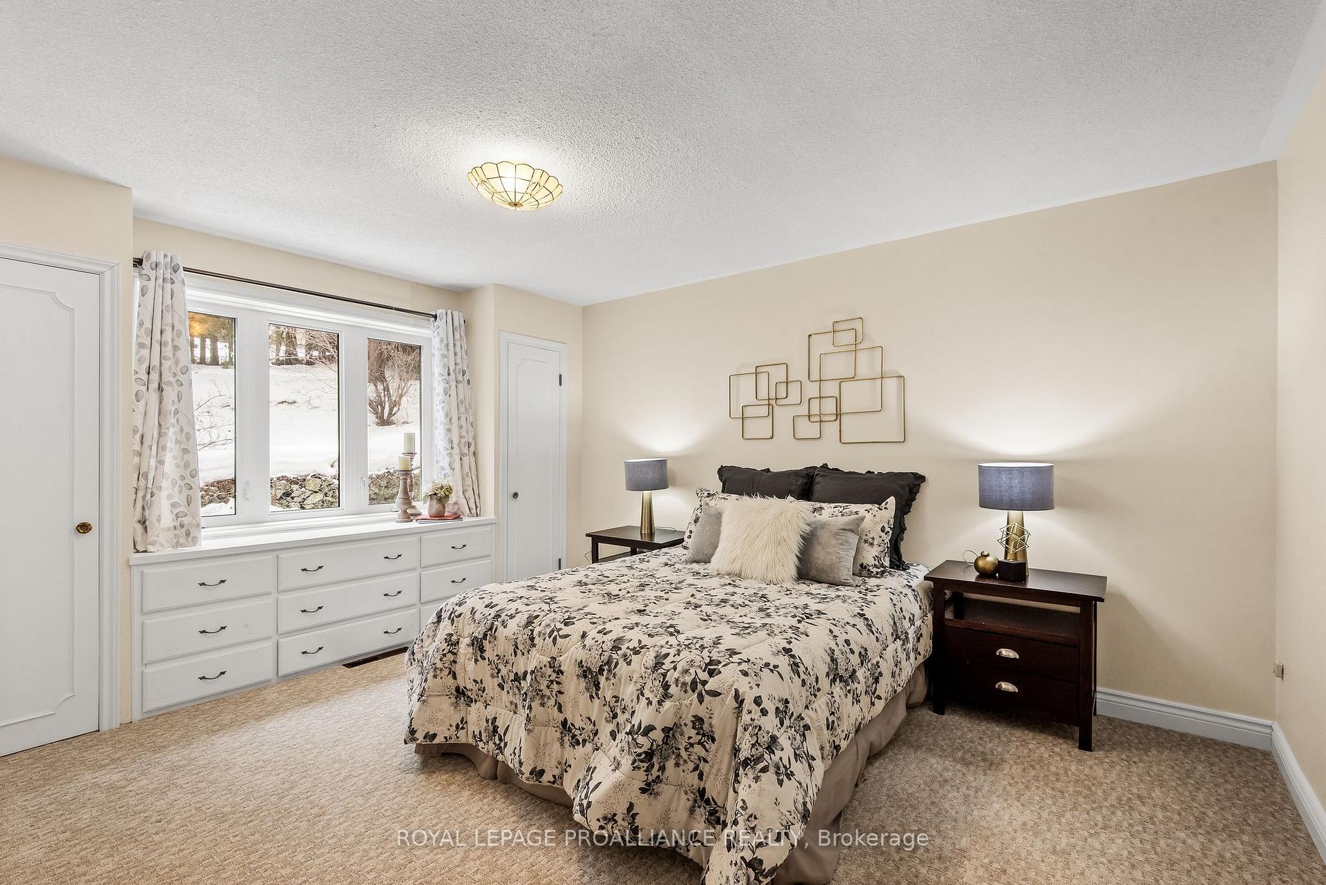 Photo 21 of 2 Lakeview Heights, Brighton — HOMEH
