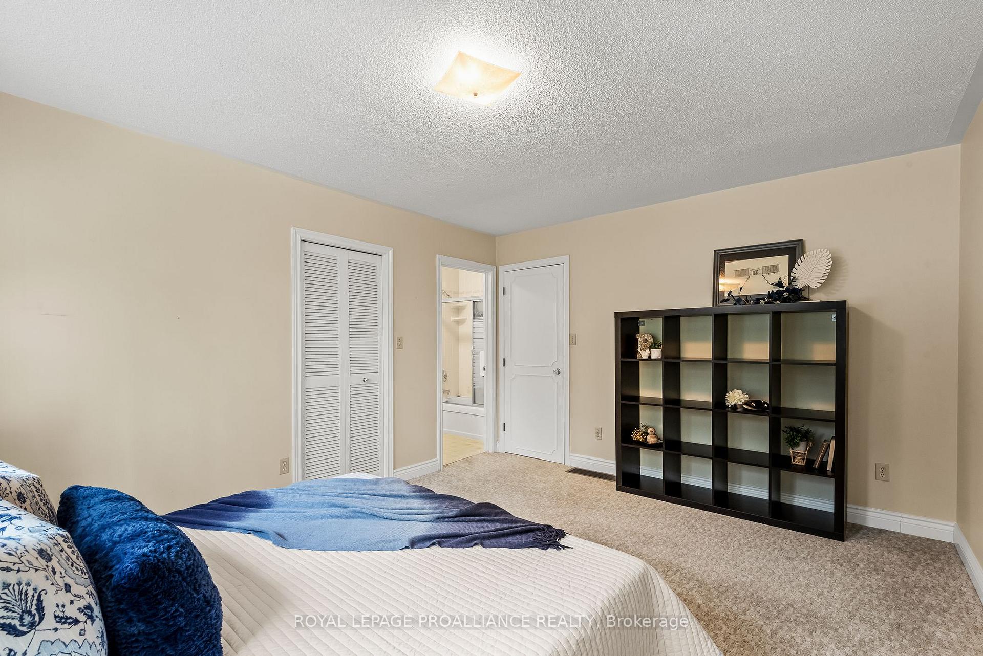 Photo 32 of 2 Lakeview Heights, Brighton — HOMEH