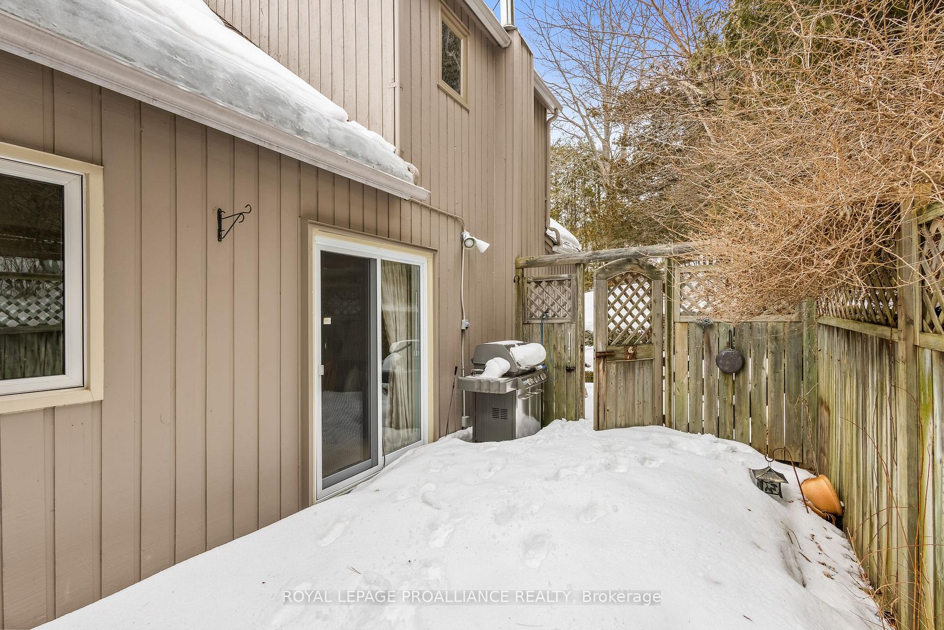 Photo 39 of 2 Lakeview Heights, Brighton — HOMEH