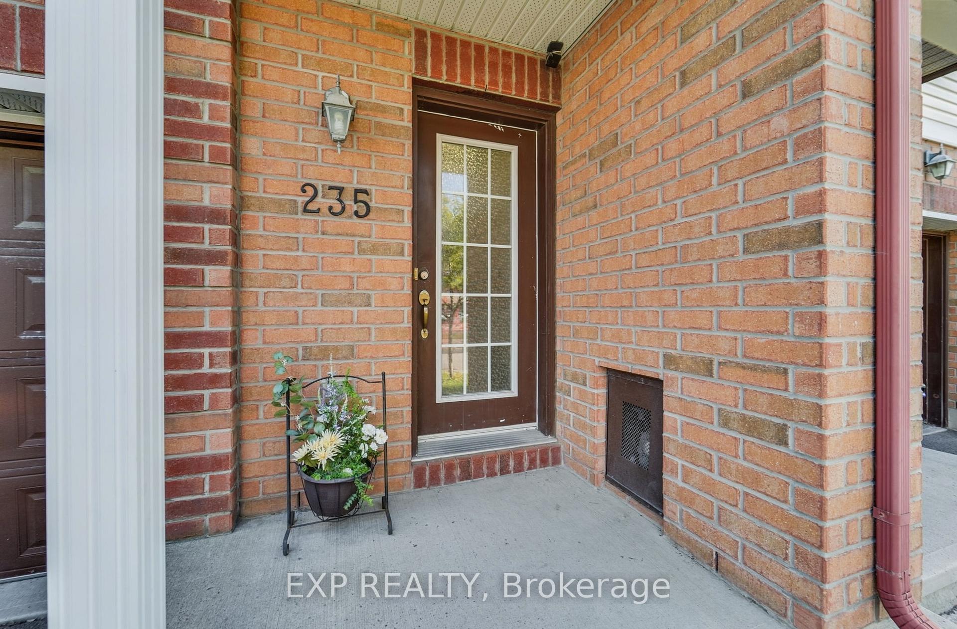 Photo 5 of 235 Kennevale Drive, Ottawa, Barrhaven - Cedargrove/Fraserdale — HOMEH